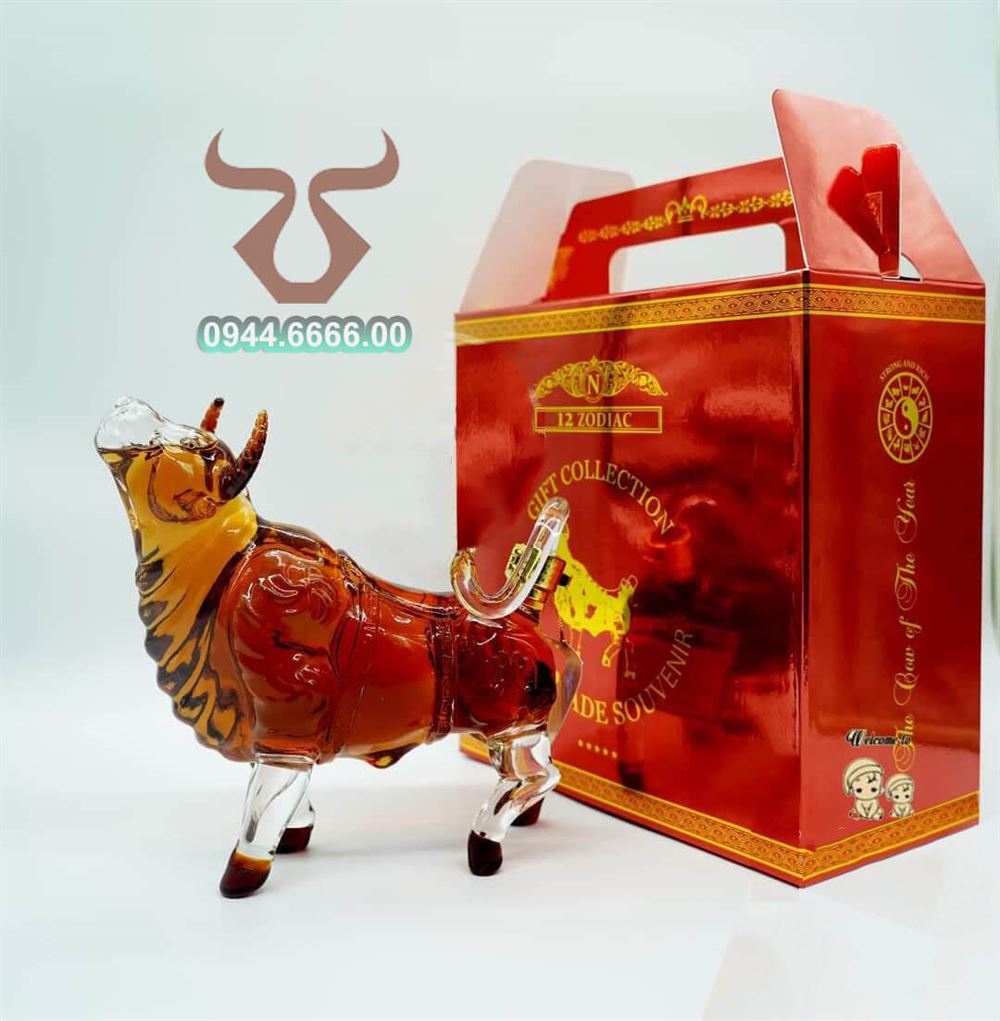 Rượu con Tr&acirc;u thủy tinh Nga