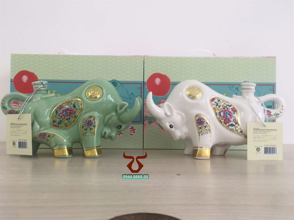 Rượu con Tr&acirc;u sứ Yamaki trắng