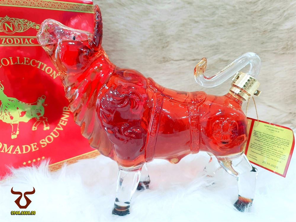 Rượu con Trâu Nga thủy tinh - Yên lưng