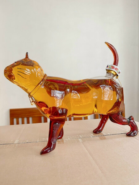 Rượu linh vật con m&egrave;o 