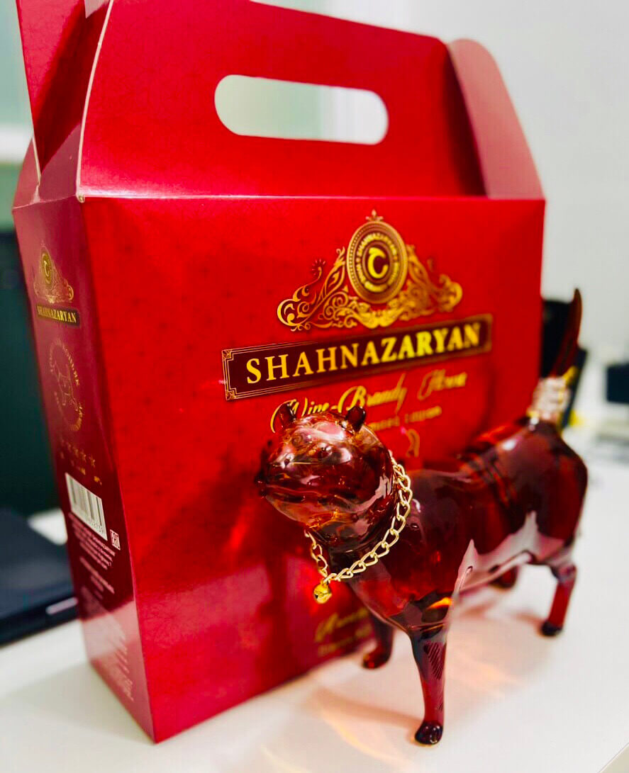 Rượu Con Mèo Nga- shahnazaryan