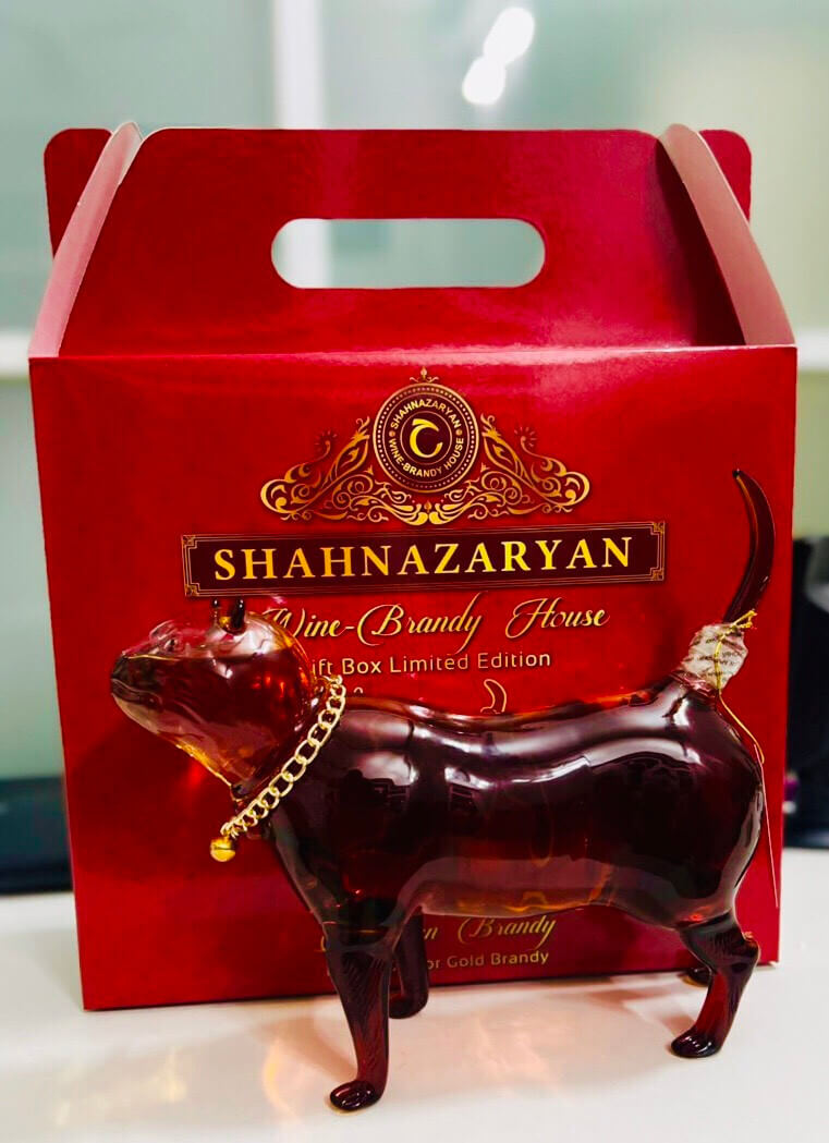 Rượu Con Mèo Nga- shahnazaryan